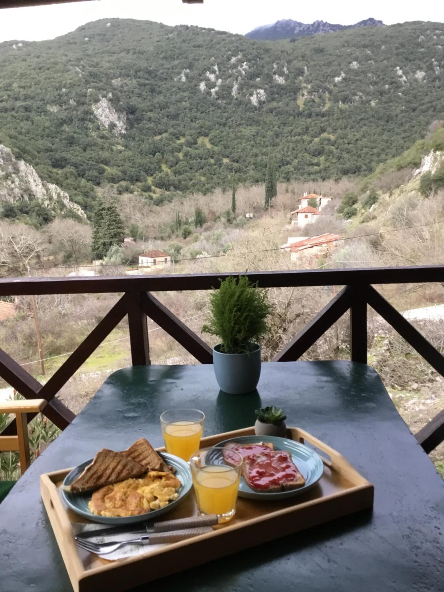 Mariolata Stone House Βίλα Λιλαία Εξωτερικό φωτογραφία