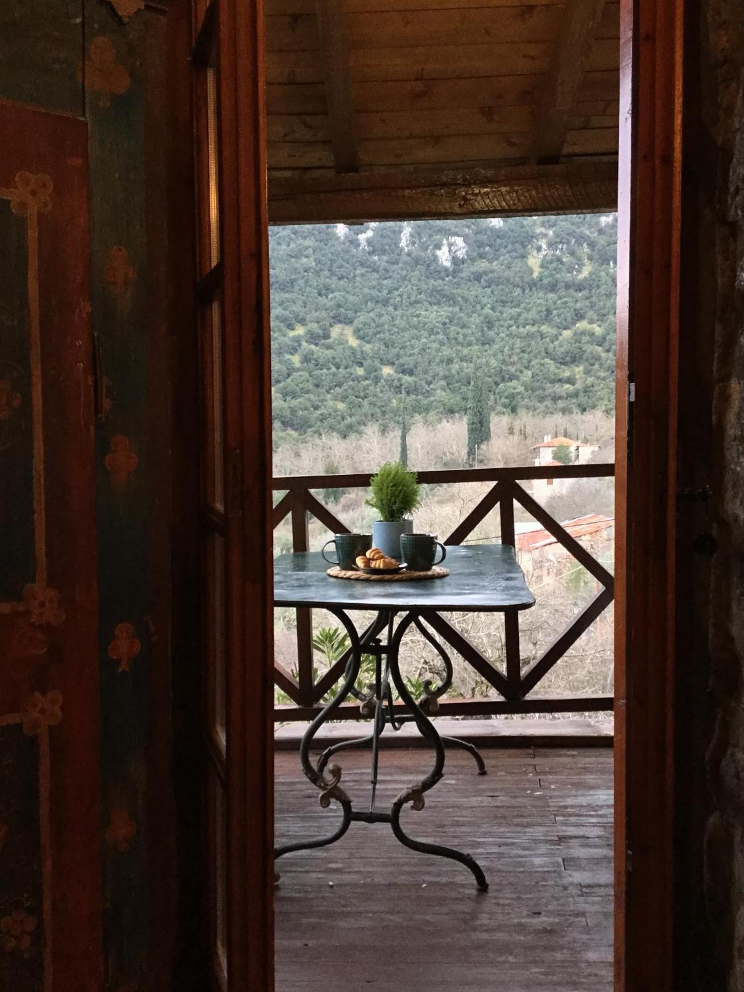 Mariolata Stone House Βίλα Λιλαία Εξωτερικό φωτογραφία